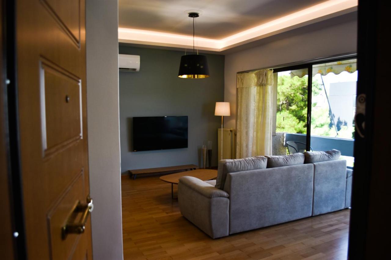 Βright Walled Designed Apt In Glyfada Center Athens Luaran gambar