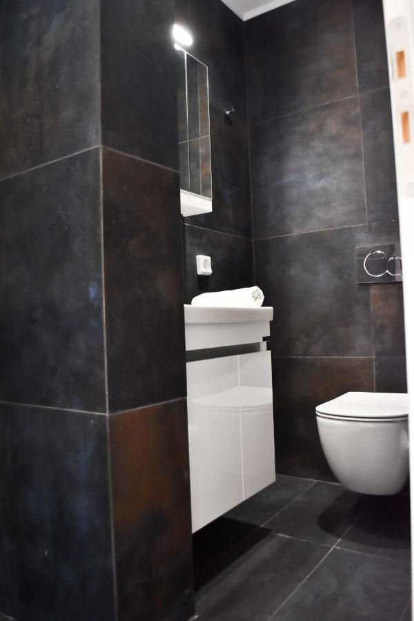 Βright Walled Designed Apt In Glyfada Center Athens Luaran gambar