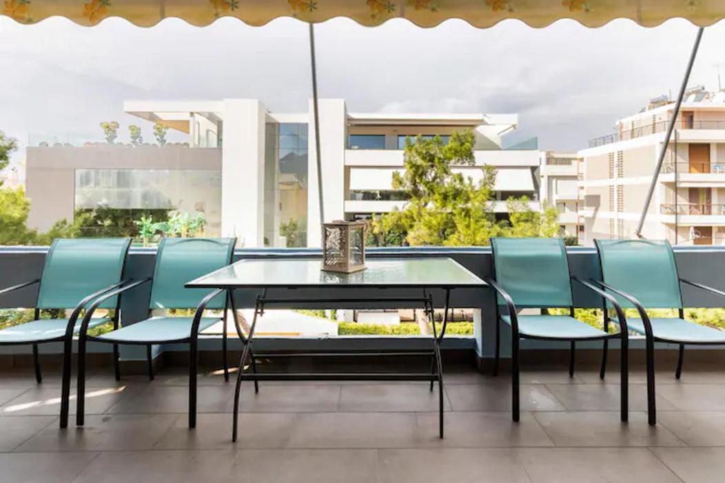 Βright Walled Designed Apt In Glyfada Center Athens Luaran gambar