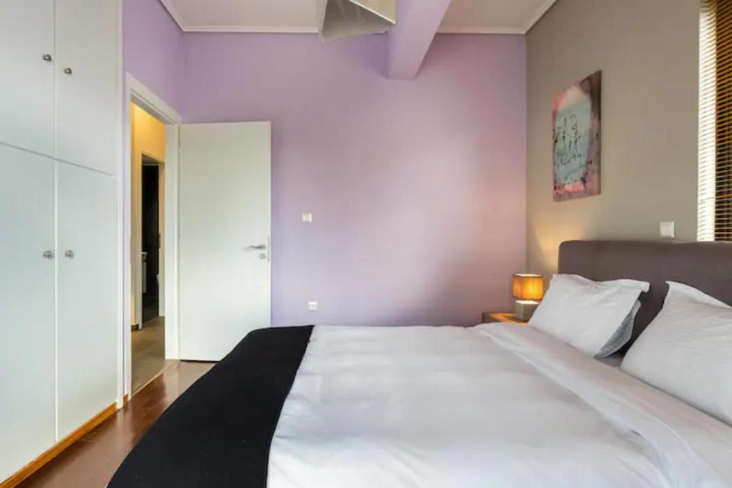 Βright Walled Designed Apt In Glyfada Center Athens Luaran gambar